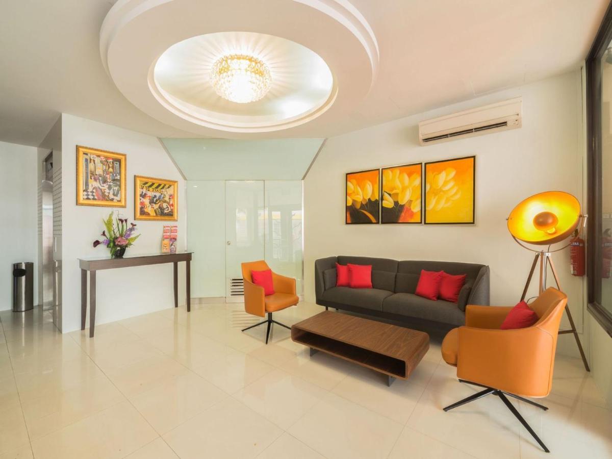 Hi Hotel Dot Сингапур Екстериор снимка