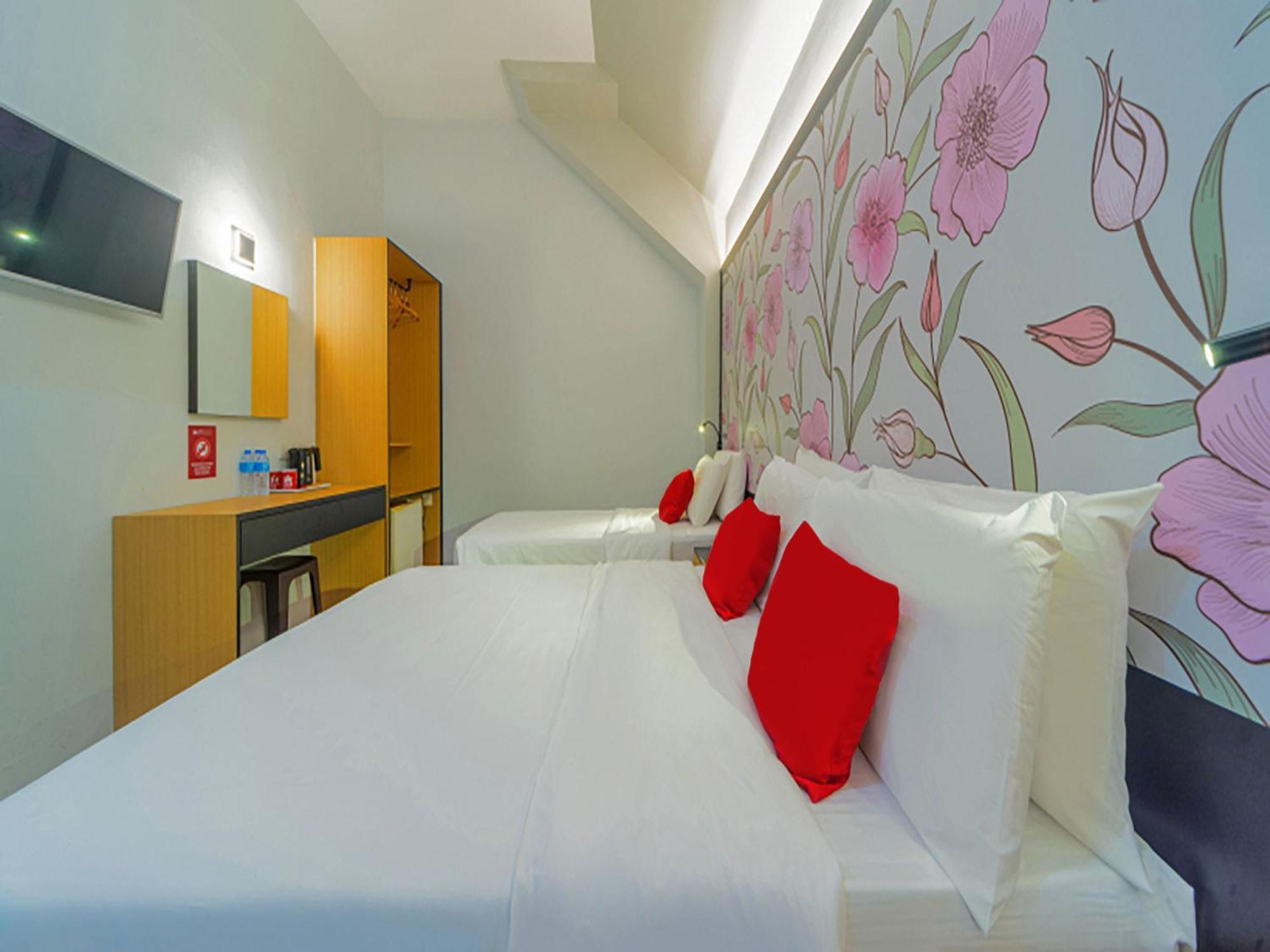 Hi Hotel Dot Сингапур Екстериор снимка