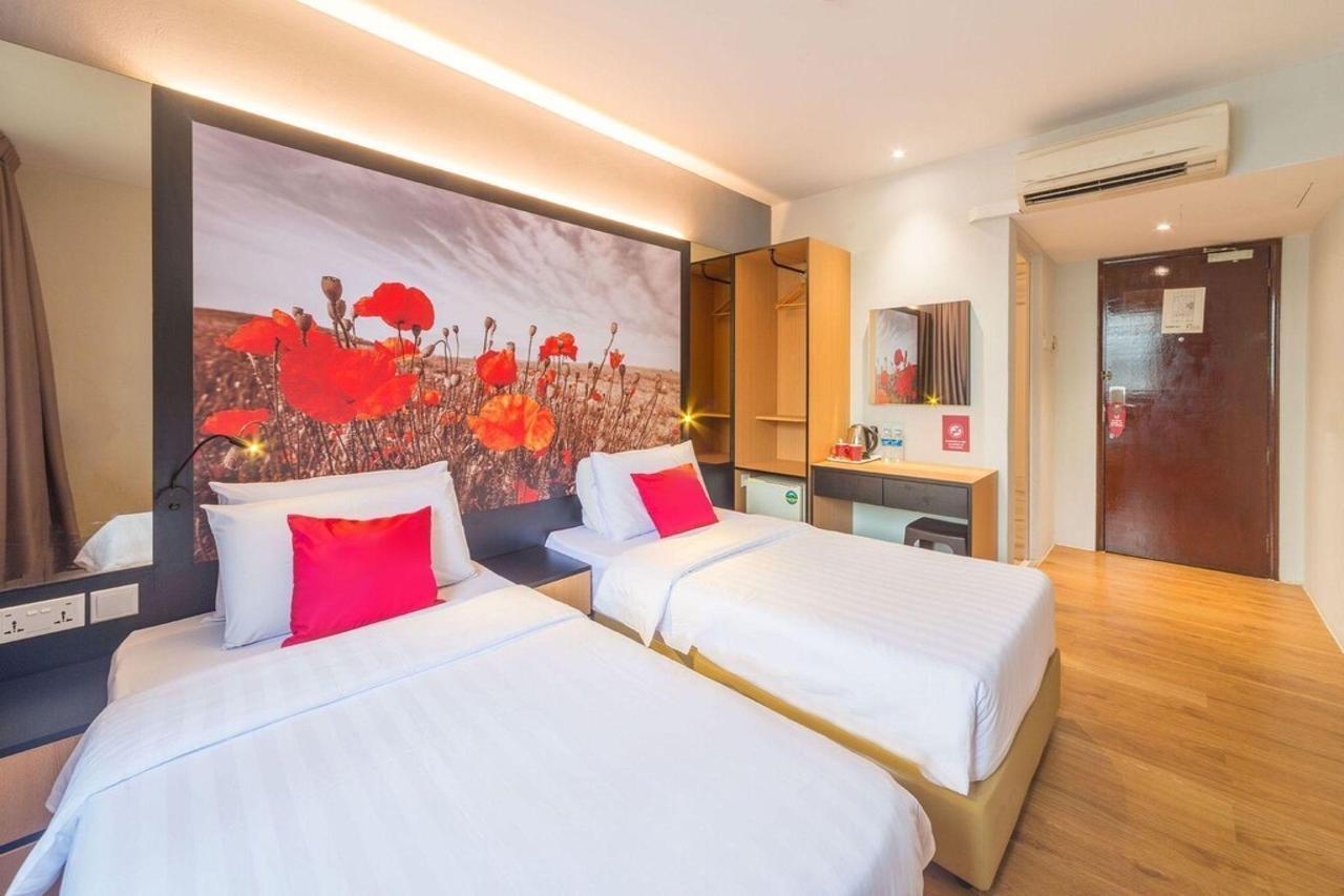 Hi Hotel Dot Сингапур Екстериор снимка