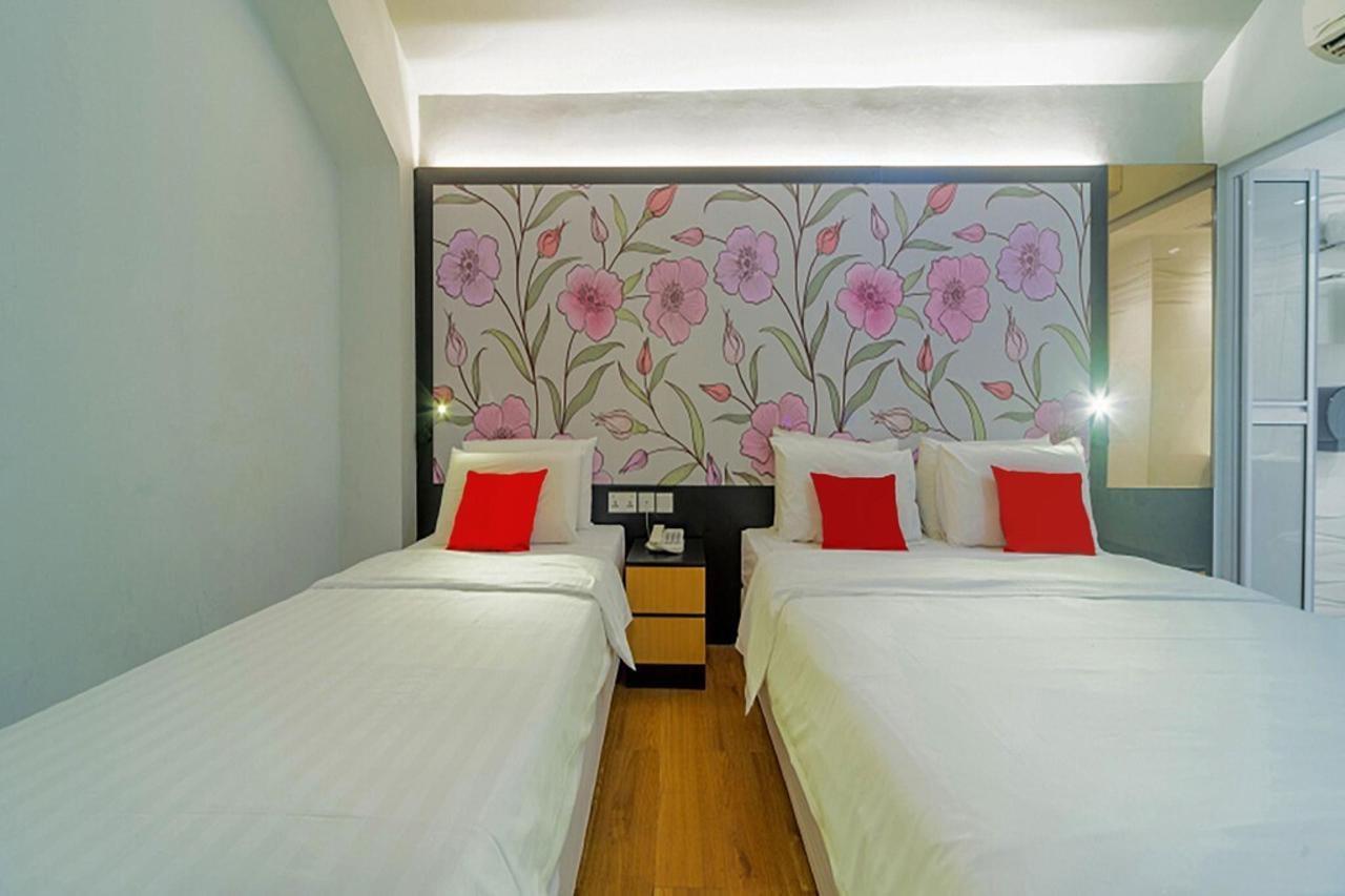 Hi Hotel Dot Сингапур Екстериор снимка