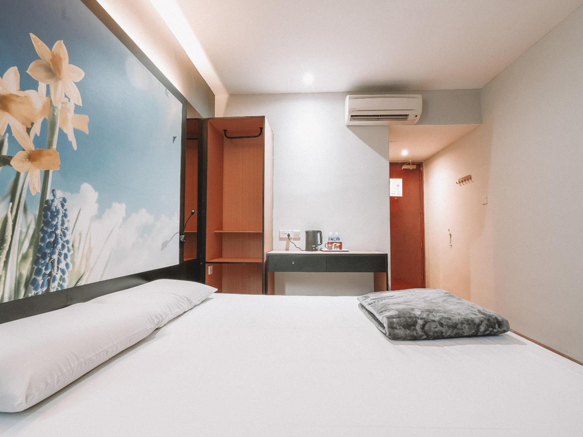 Hi Hotel Dot Сингапур Екстериор снимка