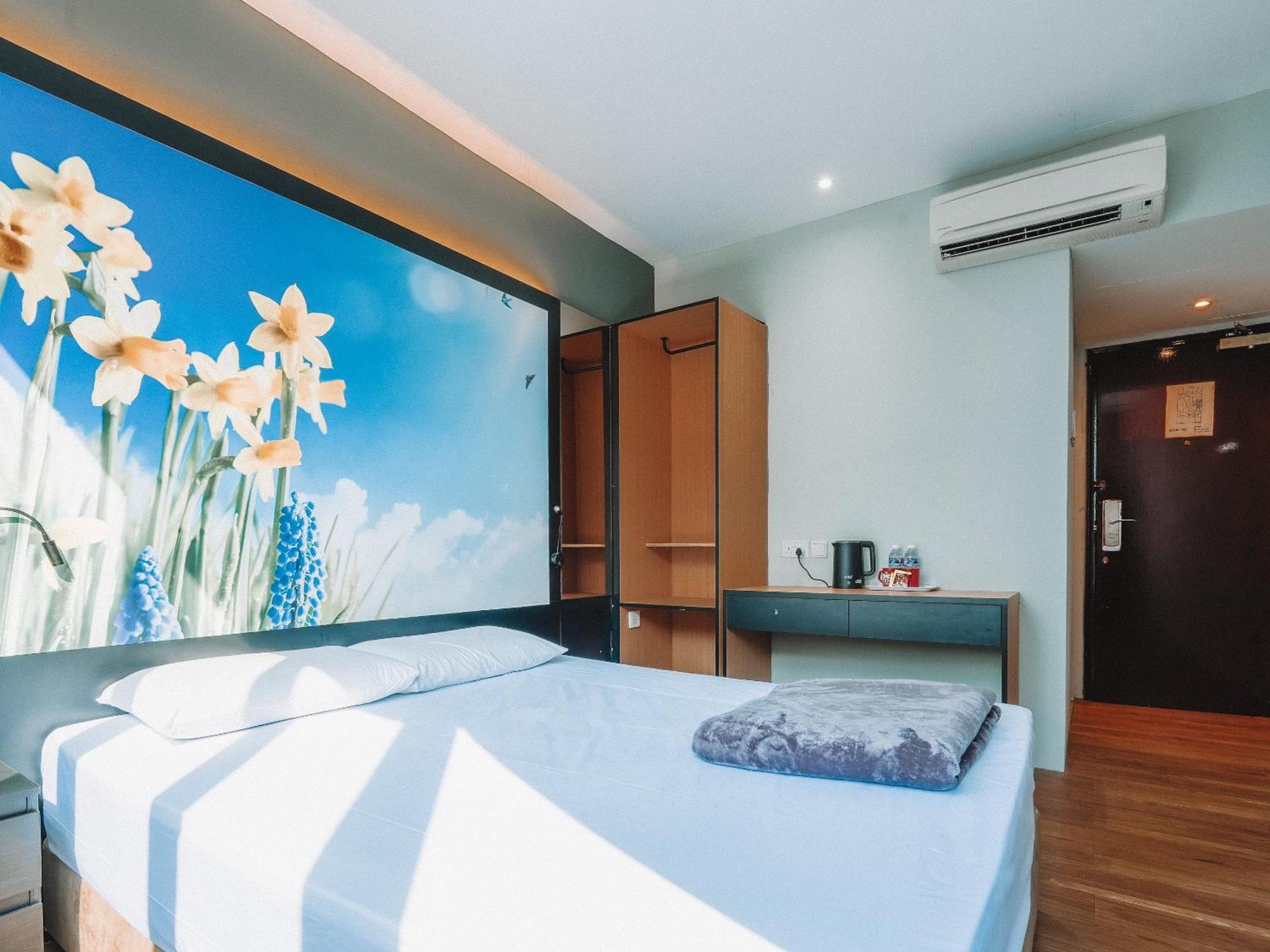 Hi Hotel Dot Сингапур Екстериор снимка