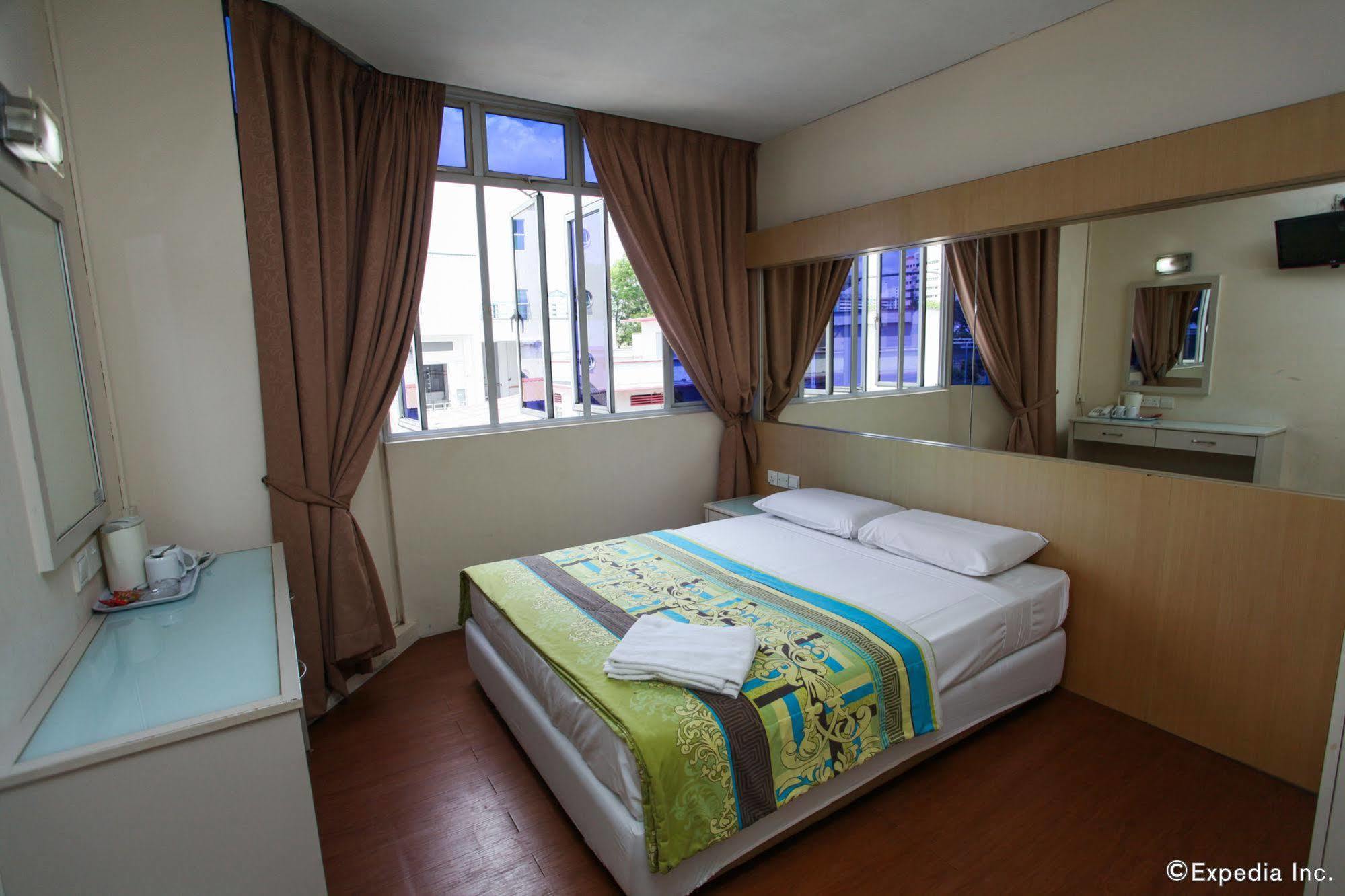 Hi Hotel Dot Сингапур Екстериор снимка