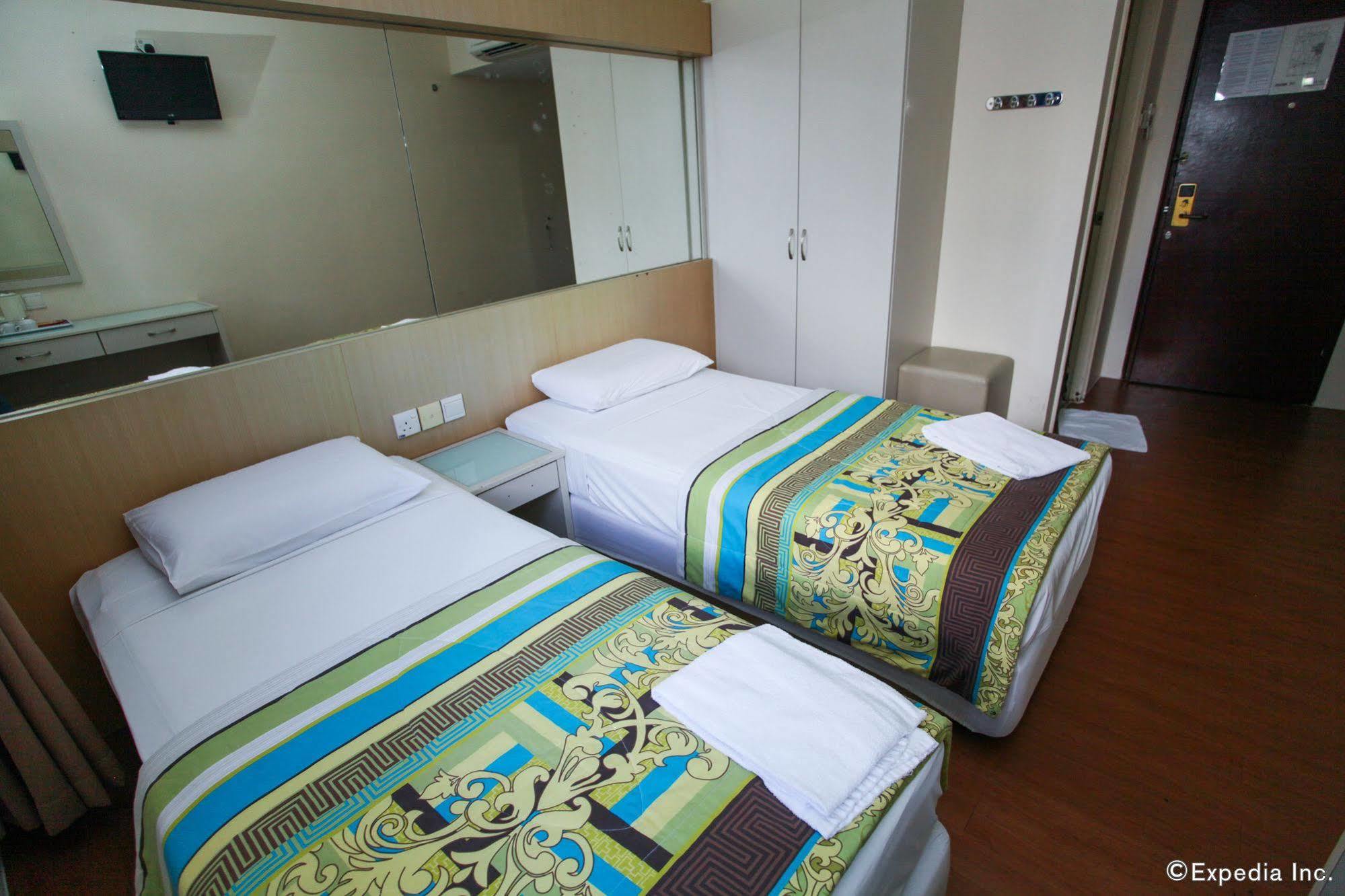 Hi Hotel Dot Сингапур Екстериор снимка