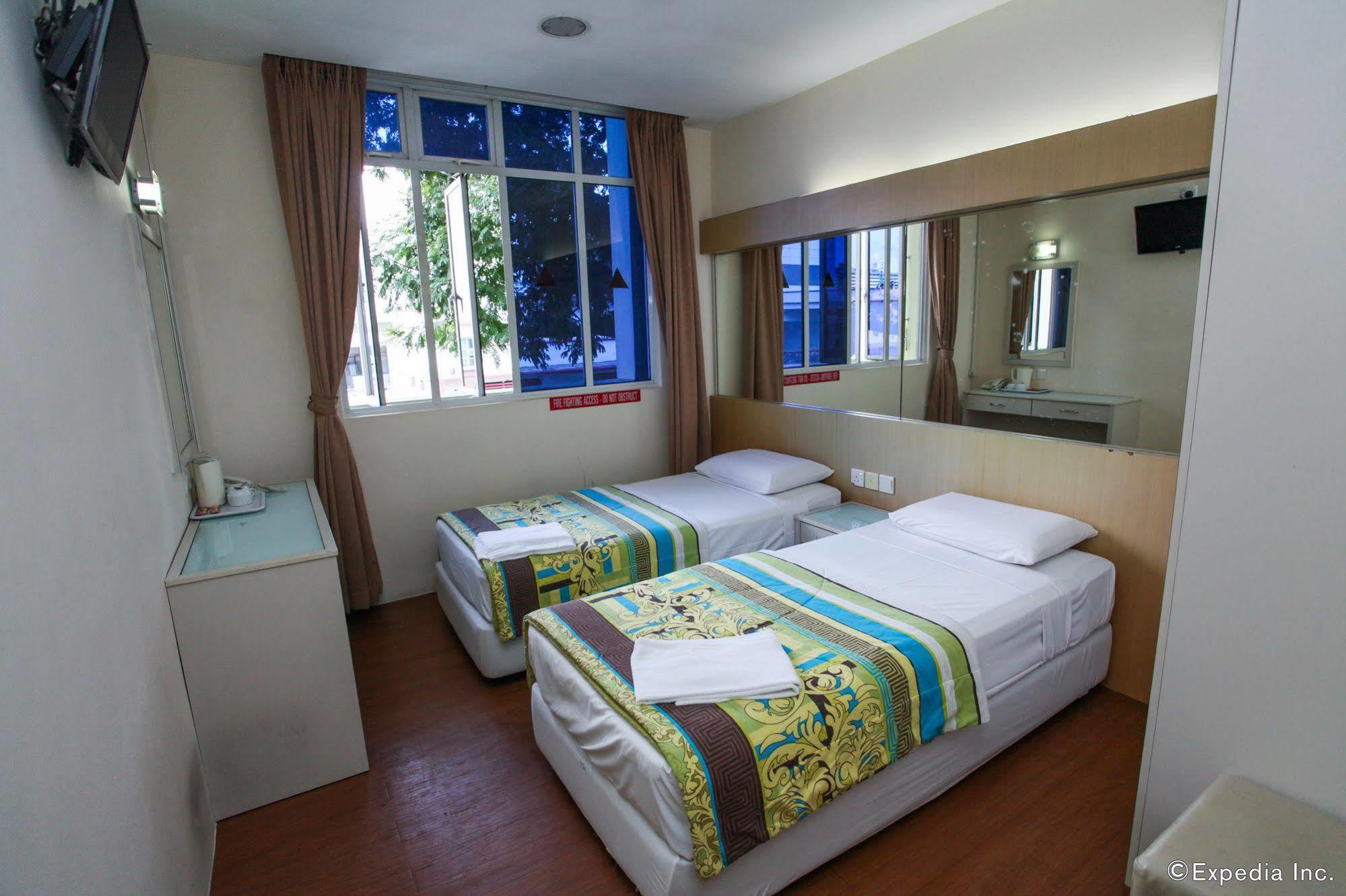 Hi Hotel Dot Сингапур Екстериор снимка