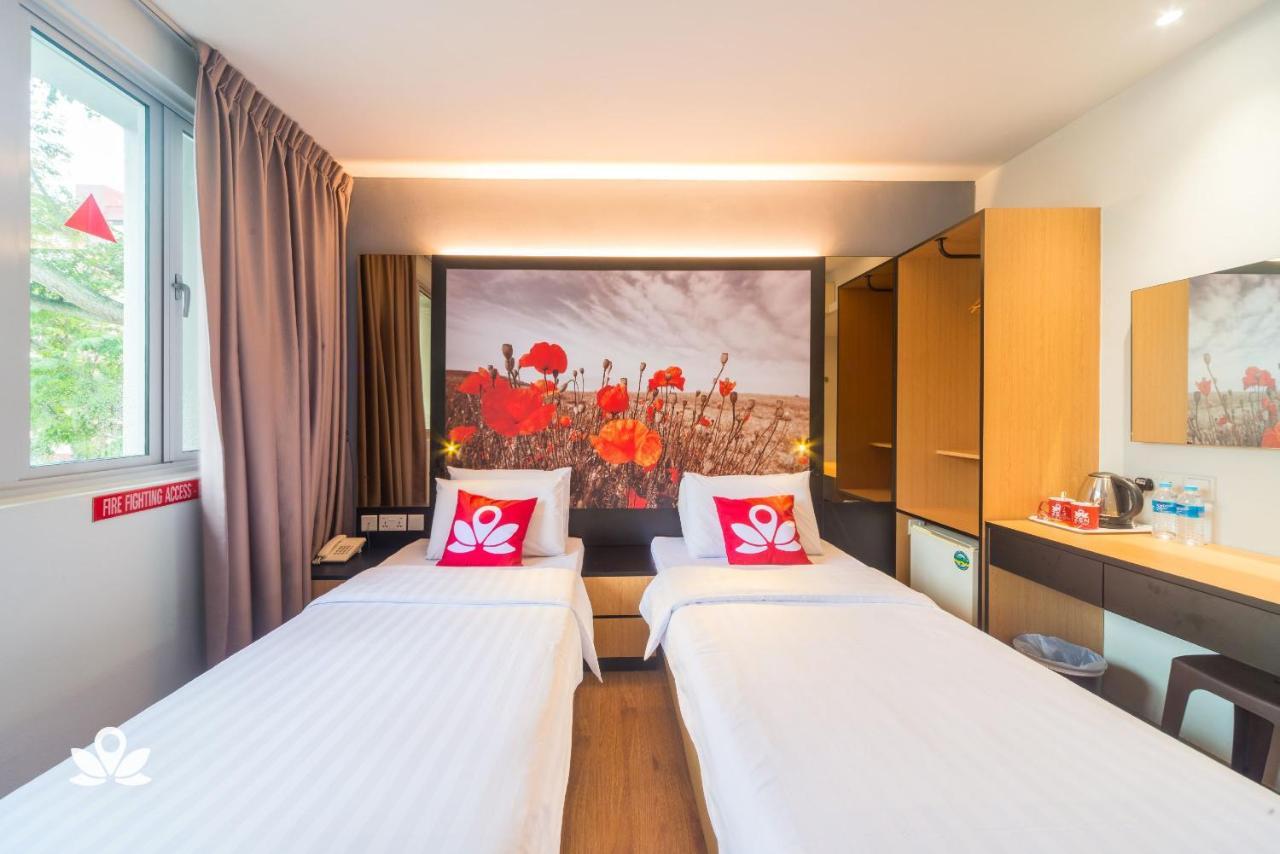 Hi Hotel Dot Сингапур Екстериор снимка